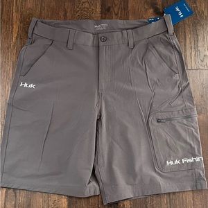 Huk Next Level 10.5” Men’s Fishing Shorts, Size XL